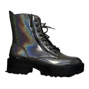 GUESS Fearne Combat Boot in Red